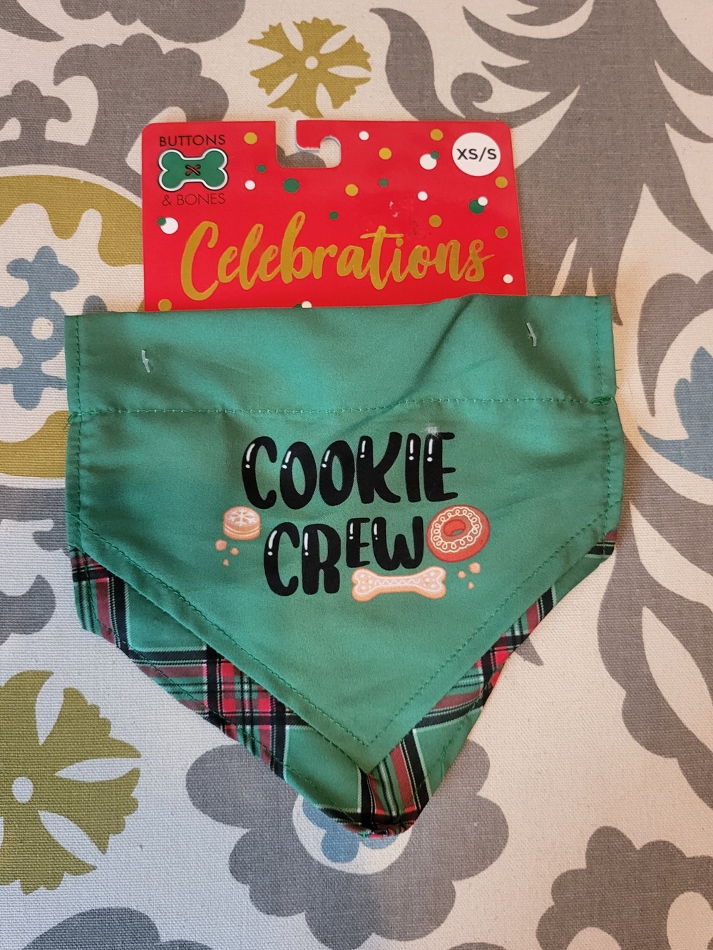 Buttons & Bones Celebrations Christmas Dog Bandana XS/S Green Plaid NWT